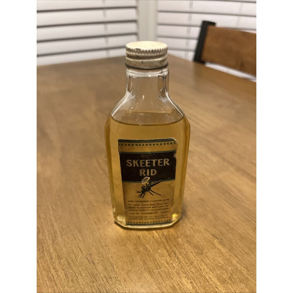 Antique Vintage Skeeter Rid Walgreen Co Clear Glass Bottle FULL 3 Oz Metal Cap